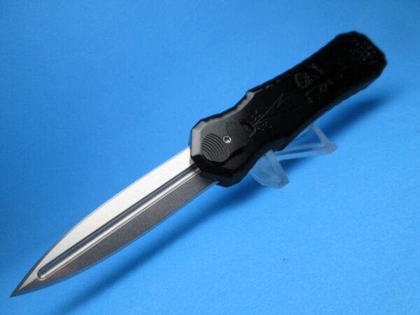 PIRANHA EXCALIBUR BLACK HANDLE STONEWASHED BLADE OTF