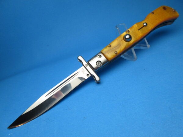 9" AKC Yellow Pearlex "Roma" Swinguard - Image 2