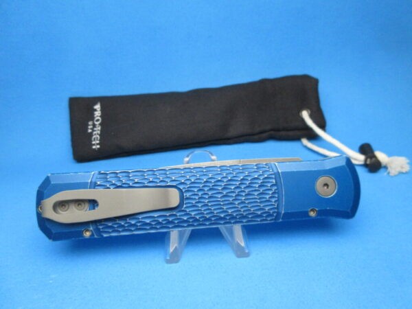 PROTECH GODFATHER BLUE HANDLE ACIDWASHED BLADE PLAIN EDGE - Image 3