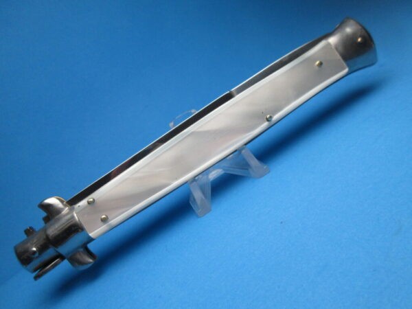 13" Italian Stiletto White Pearlex Bayonet Switchblade - Image 4