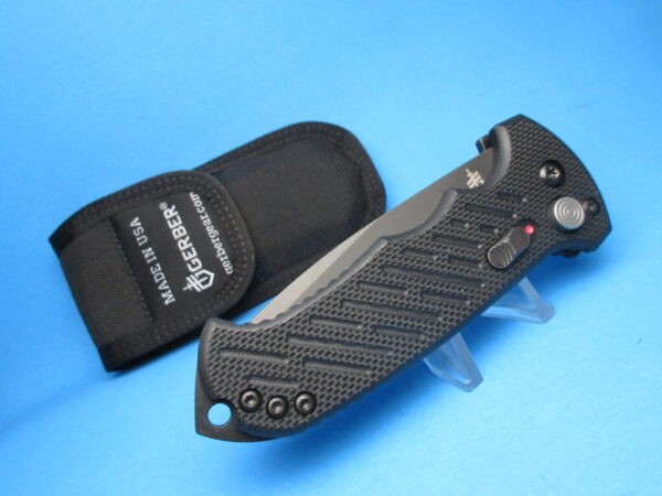 Gerber 06 Auto G-10 Tanto Serrated Switchblade Knife - Image 3